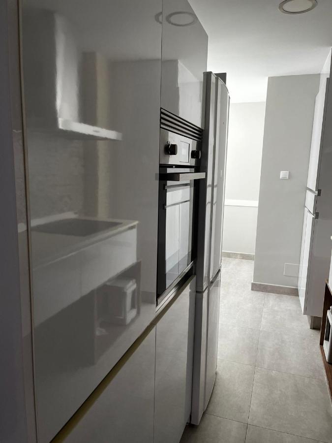 Estupendo Apartamento En Estacion-Centro, Wifi, Agua Por Osmosis Cartagena Exterior photo